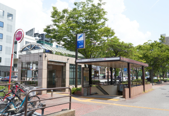 	地下鉄空港線「大濠公園」駅	