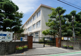 	福岡市立警固中学校	