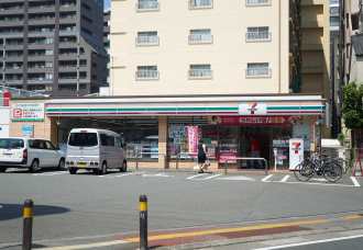 	セブン-イレブン 福岡浄水通り店	